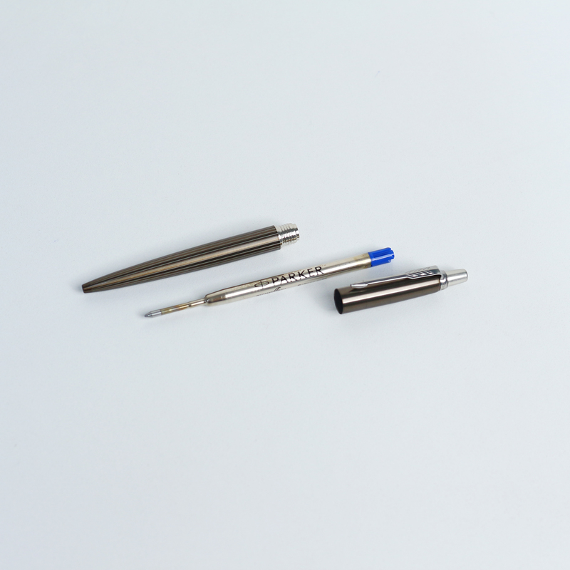 Bút Bi Parker Jotter PRM Đ-BRW PTP CT TB6-1953418 10 bút bi Parker Jotter PRM Đ-BRW PTP CT TB6-1953418