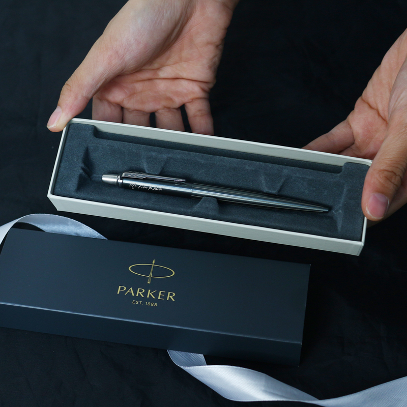 Bút Bi Parker Jotter PRM Đ-OF Grey CT TB6-1953417 9 bút bi Parker Jotter PRM Đ-OF Grey CT TB6-1953417