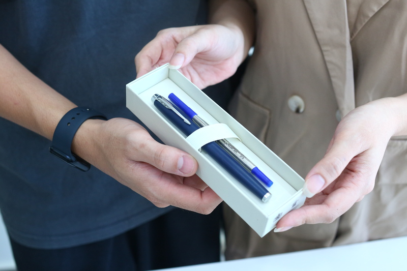 Review Độ Bền Lớp Sơn Mài Trên Bút Parker IM: Có Dễ Bong Tróc Không? 1 Bút Lông Bi Parker IM X-M Blue CT TB4-1975577