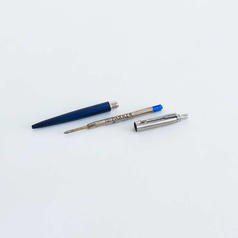 Bút Bi Parker Jotter Đ-Royal Blue CT TB6-1953347 16 mo ta but bi parker jotter d royal blue ct tb6 1953347 12