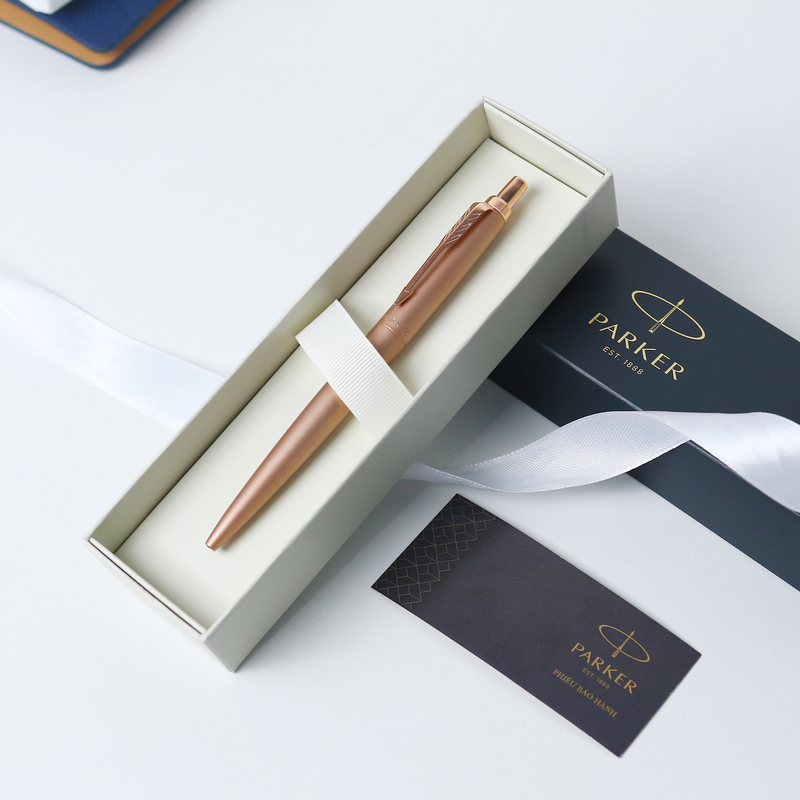 Quà tặng sang trọng cho nam giới phù hợp với mọi dịp 2 Bút ký Parker cao cấp – Biểu tượng của thành công